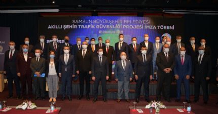 Başkan Çakır Akıllı Şehir Trafik Güvenliği Projesi İmza Töreni ’ne Katıldı..