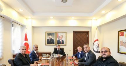BAŞKAN ÇAKIR TİCARET BORSASI BAŞKANLARI TOPLANTISINA KATILIDI…
