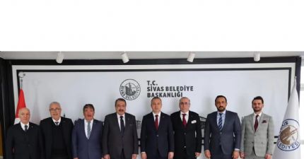 BAŞKAN ÇAKIR, ANADOLU ÜPAK YÖNETİM KURULU ÜYELERİ İLE SİVAS BELEDİYE BAŞKANI DR. ADEM UZUN’U ZİYARET ETTİ...