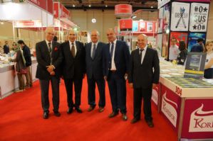 Karadeniz Kitap Fuarı 2015 Kapılarını Açtı... Karadeniz Kitap Fuarı 2015 Kapılarını Açtı...