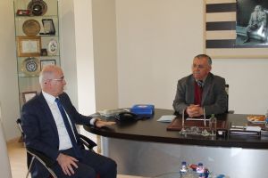 Samsun Serbest Muhasebeci Mali Müşavirler Odası Başkanı Hayrul Kayar ve Yönetim Kurulu Üyeleri Borsamızı Ziyaret Etti. Samsun Serbest Muhasebeci Mali Müşavirler Odası Başkanı Hayrul Kayar ve Yönetim Kurulu Üyeleri Borsamızı Ziyaret Etti.