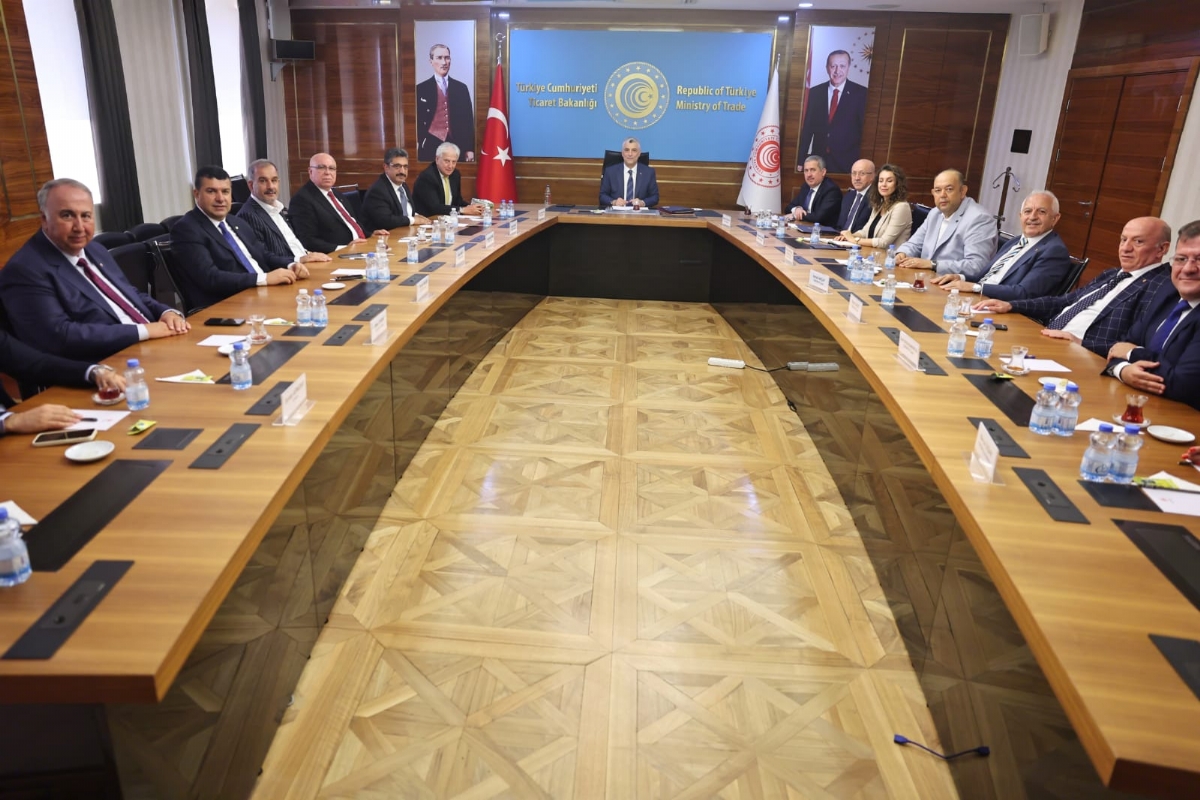TOBTİM YÖNETİMİ TİCARET BAKANI SAYIN BOLAT İLE BİR ARAYA GELDİ…