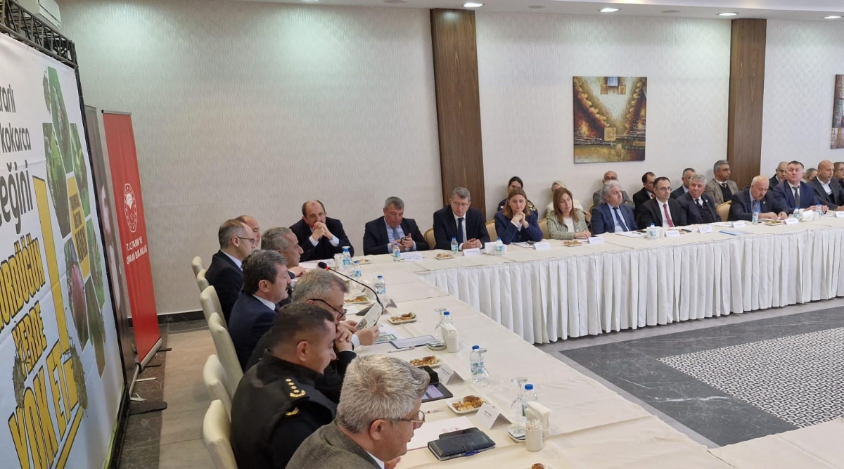 KAHVERENGİ KOKARCA 2025 YILI MÜCADELE STRATEJİSİ SEKTÖR TOPLANTISI GERÇEKLEŞTİRİLDİ...