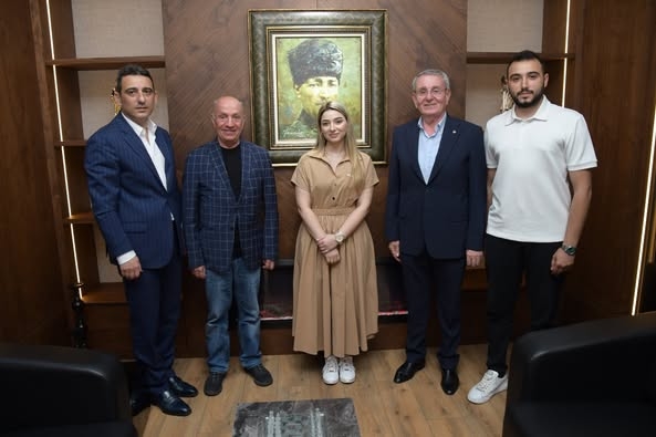BAŞKANLAR’DAN AKYÜZ MİMARLIK OFİSİ'NE ANLAMLI ZİYARET…