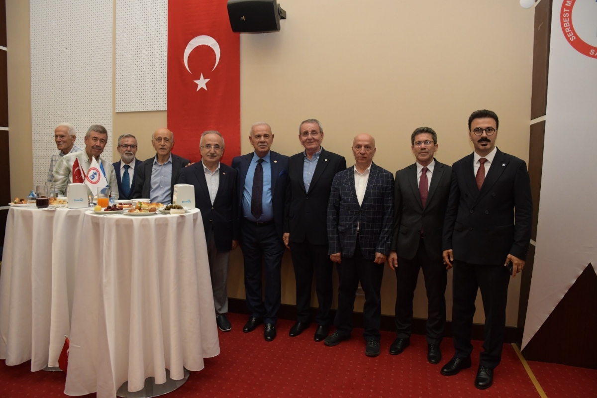 BAŞKAN ÇAKIR, SAMSUN SMMMO’NUN DÜZENLEDİĞİ PROGRAMA KATILDI…