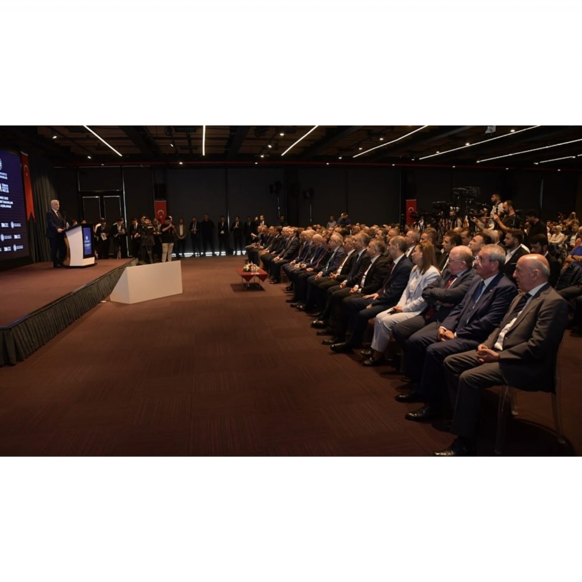 BAŞKAN ÇAKIR, DIŞ TİCARET DEĞERLENDİRME TOPLANTISINA KATILDI…