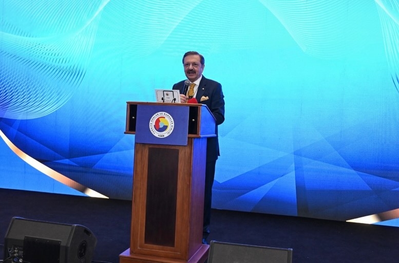 TÜRKİYE-MISIR ODA VE BORSALAR İŞBİRLİĞİ FORUMU DÜZENLENDİ...