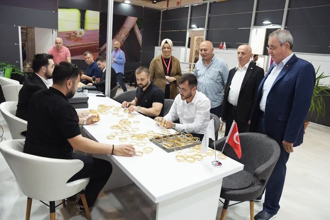 SAMSUN EXCLUSİVE JEWELLERY SHOW KUYUMCULUK FUARI’NIN AÇILIŞ TÖRENİ GERÇEKLEŞTİ…