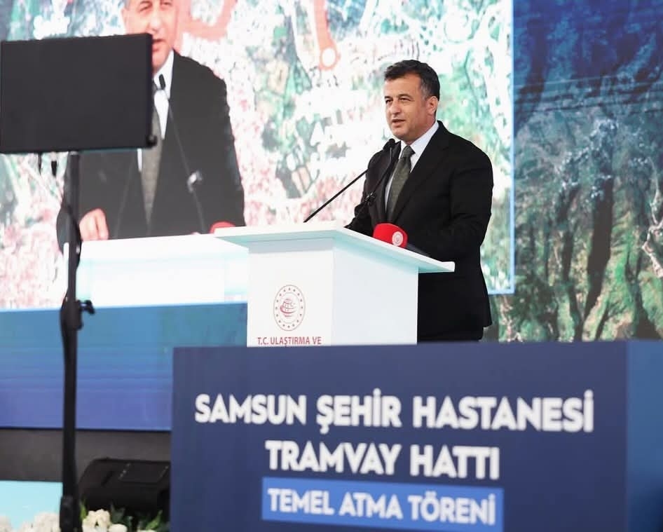 BAŞKAN ÇAKIR, TRAMVAY HATTI’NIN TEMEL ATMA TÖRENİNE KATILDI…