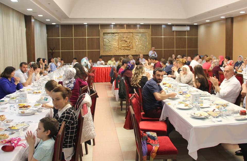 Anlamlı Plaket...